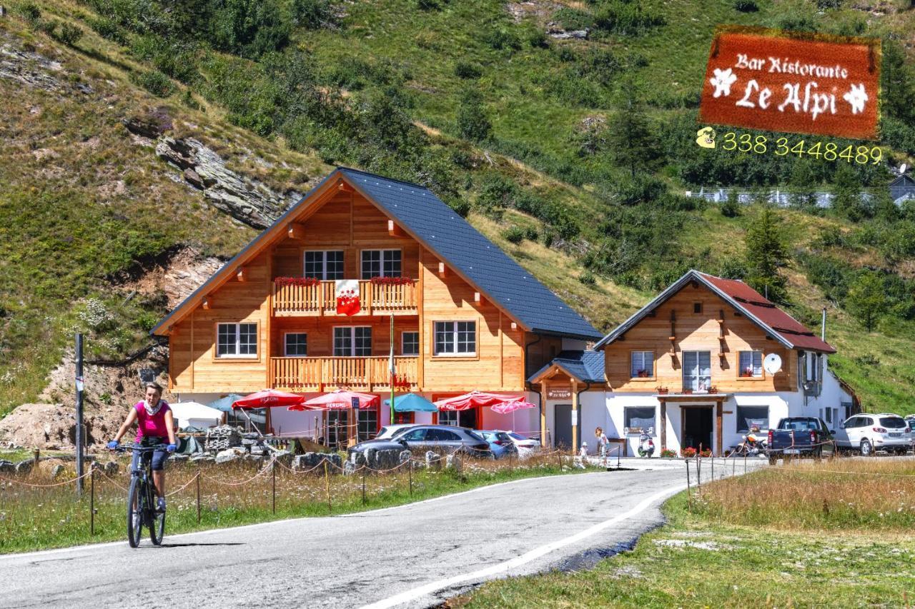 Albergo Ristorante Le Alpi La Frua 外观 照片